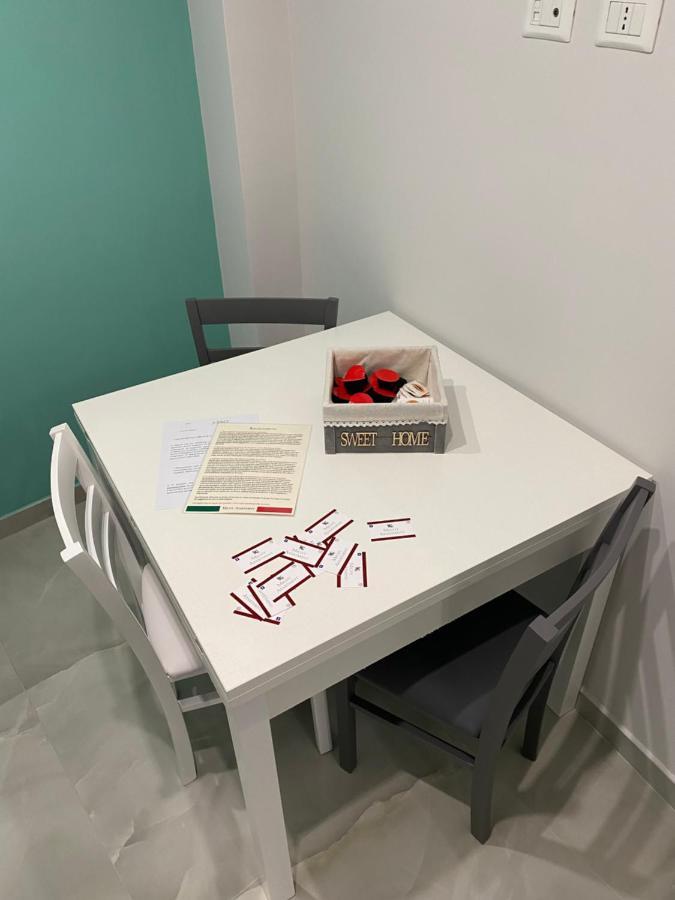 Michy Apartment Νάπολη Εξωτερικό φωτογραφία